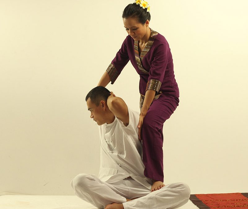 masaje tailandés con Xiao Ying