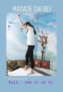 cai bei masaje realizado con los pies